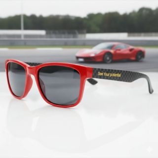 Ferrari Scuderia Rosso. 🔴 Brýle See Your Potential – červený rám inspirovaný vášní Ferrari, karbonové pacičky jako symbol...